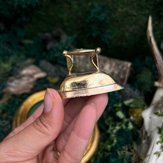 Mini Brass Statue CC43